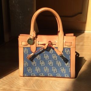 Dooney & Bourke handbag